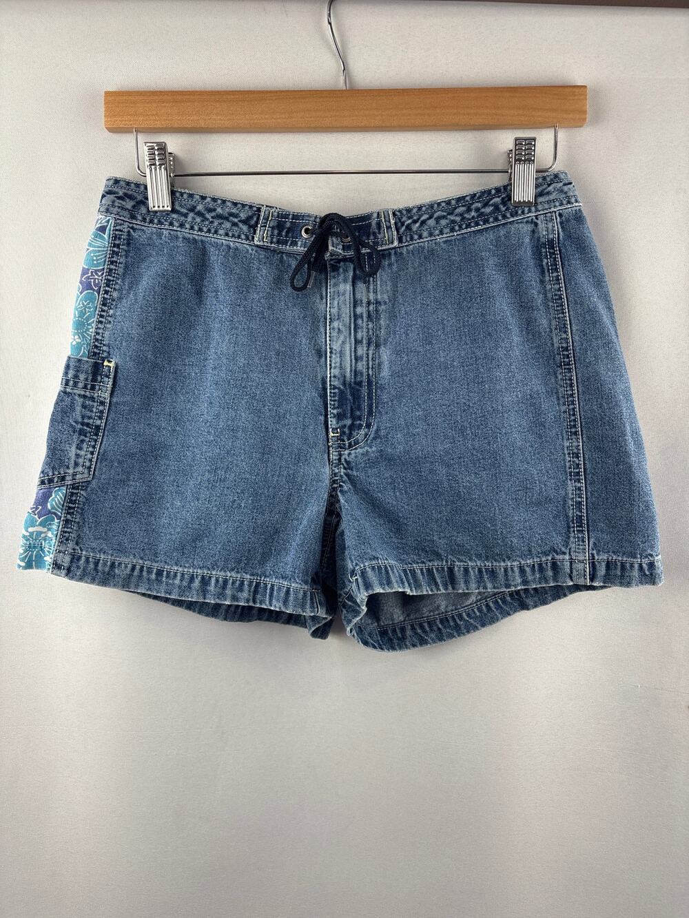 Women’s Old Navy Size 4 Blue Mini Jean Shorts w/ Floral Accents
